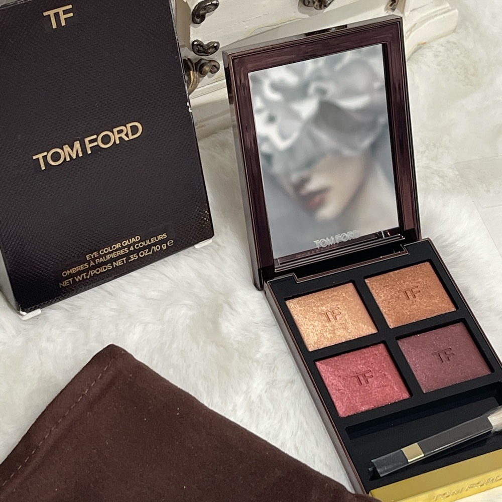 TOM FORD
Eye Color Quad Eyeshadow Palette 🎨